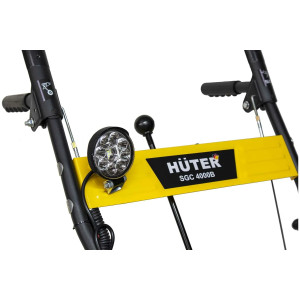 Снегоуборщик бензиновый Huter SGC 4000B Снегоуборщик бензиновый Huter SGC 4000B